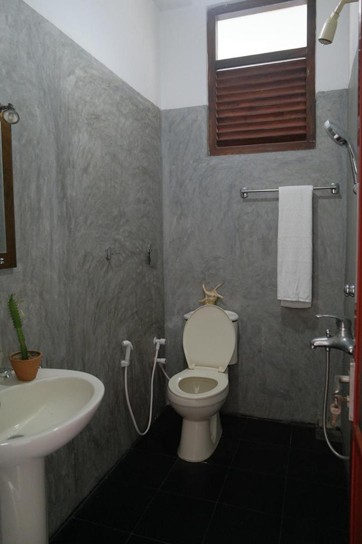 Hotel Pitaya à Weligama Extérieur photo